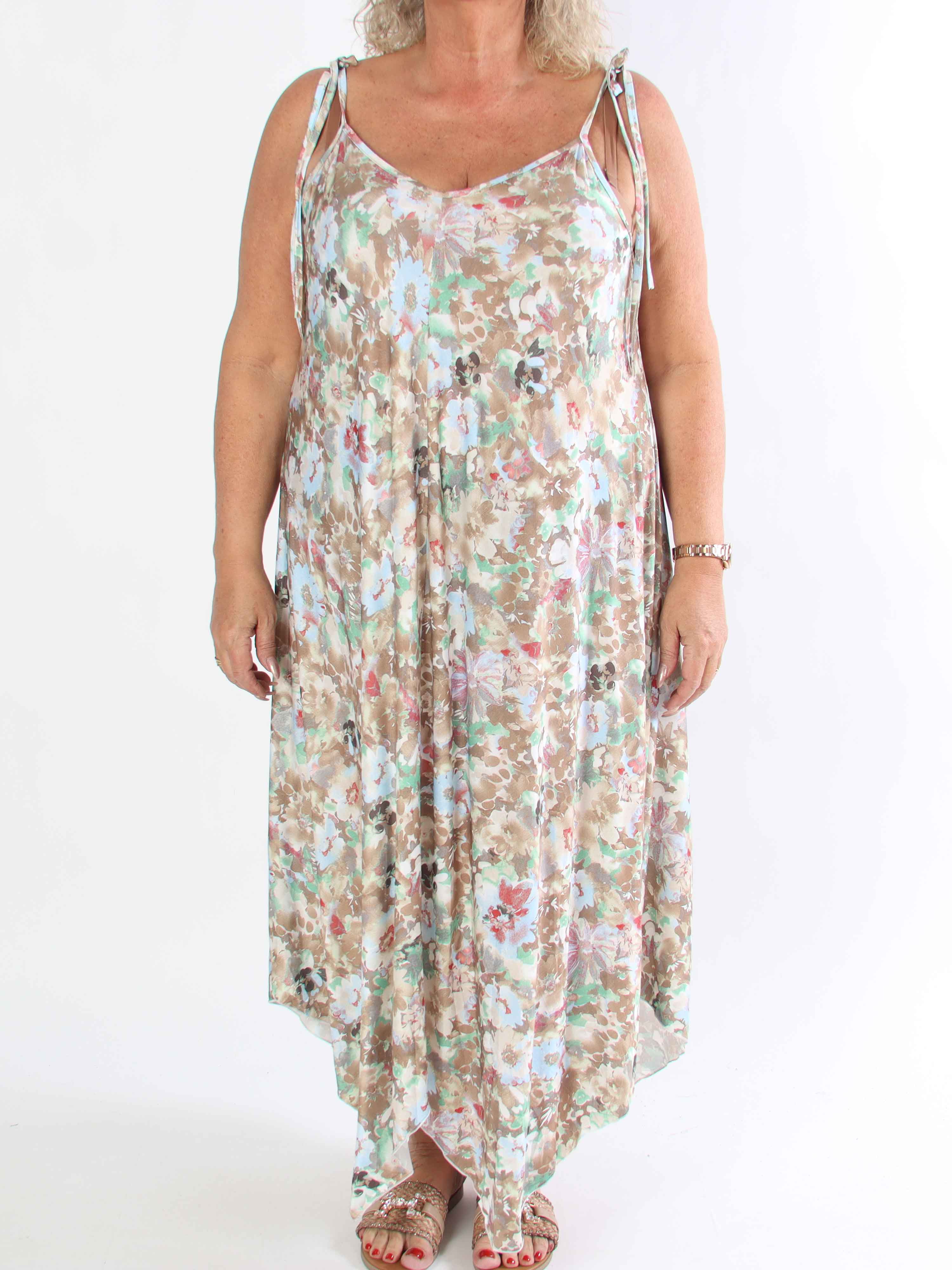 Maisie Flower - Plus size klänning i elastisk ty i blomstermönster